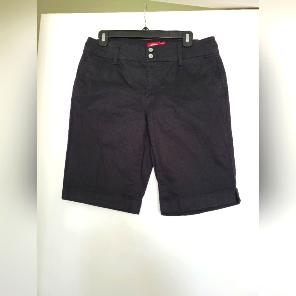 NWOT Dickies Girl Black Bermuda Shorts‎ Uniform Size 11/30